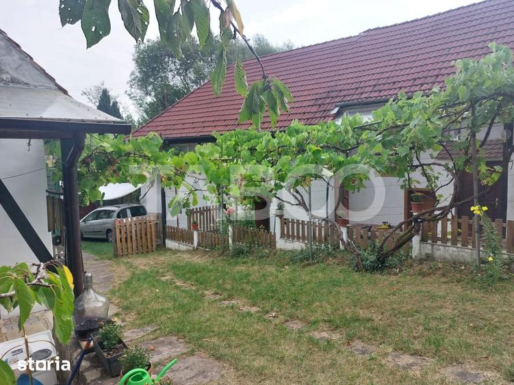 Casă cu 6 camere cu Teren 1100 Mp în Central