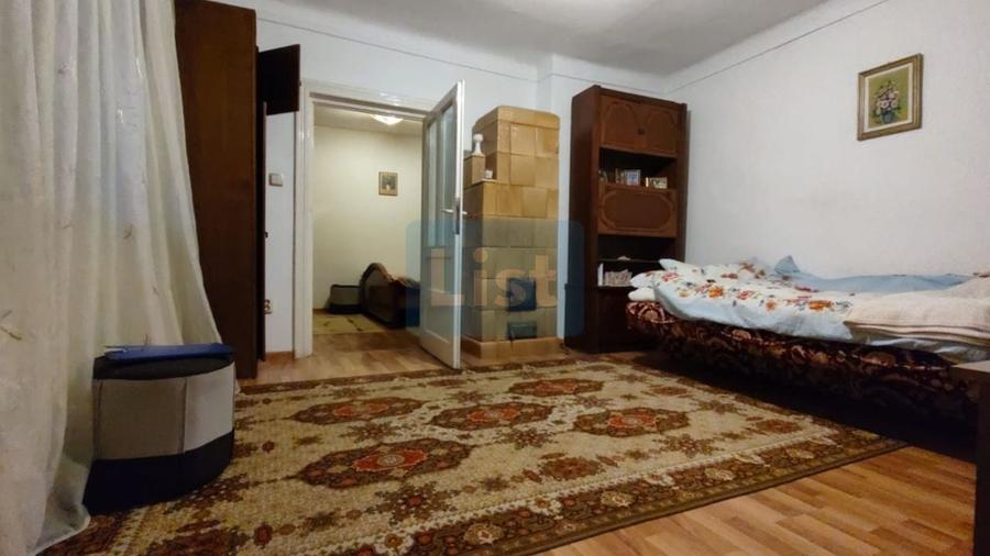 Casă cu 7 camere cu Canalizare în Sânmartin