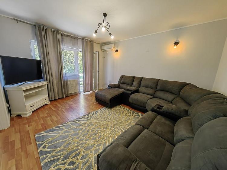 Casă individuală cu 5 camere cu Canalizare în Pipera