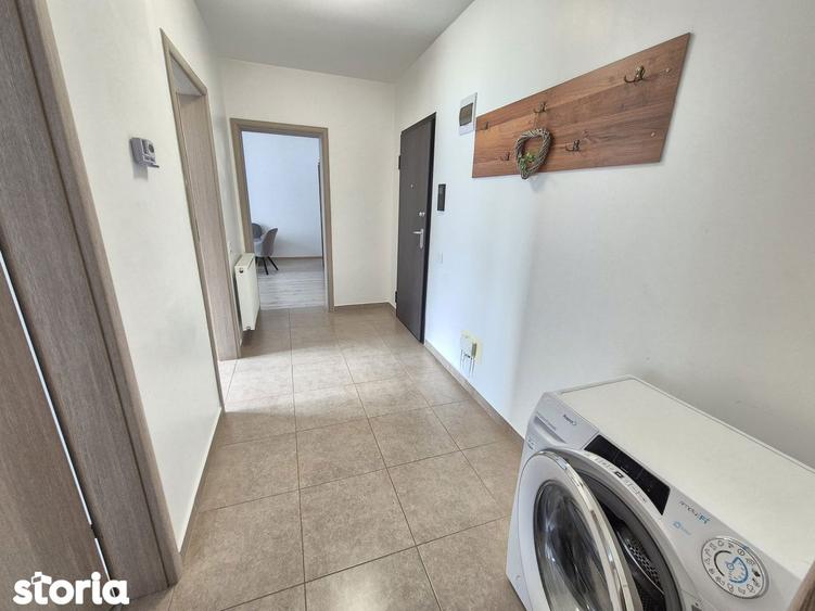 Apartament cu 2 camere, mobilat în Central