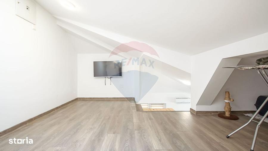 Apartament cu 3 camere în Tractorul