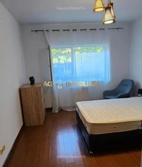 Apartament cu 2 camere decomandat, mobilat în Păcii