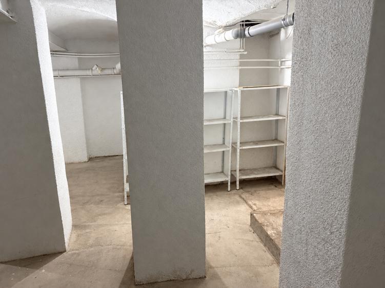 Casă individuală cu 5 camere cu Teren 180 Mp în Dacia