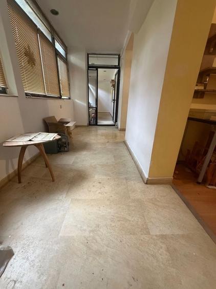 Apartament cu 3 camere decomandat, mobilat în Viziru 3
