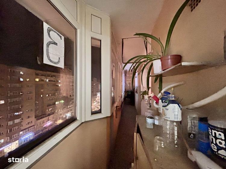 Apartament cu 3 camere decomandat în Republicii