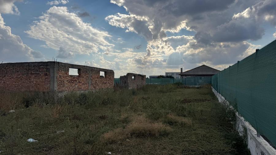 Teren Construcții intravilan de 1000 mp, în Ovidiu
