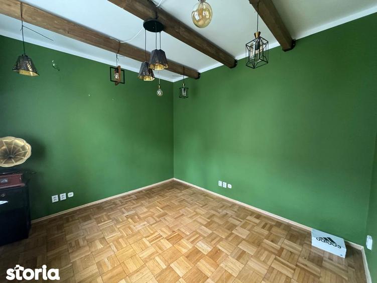Casă cu 8 camere cu Canalizare în Cotroceni