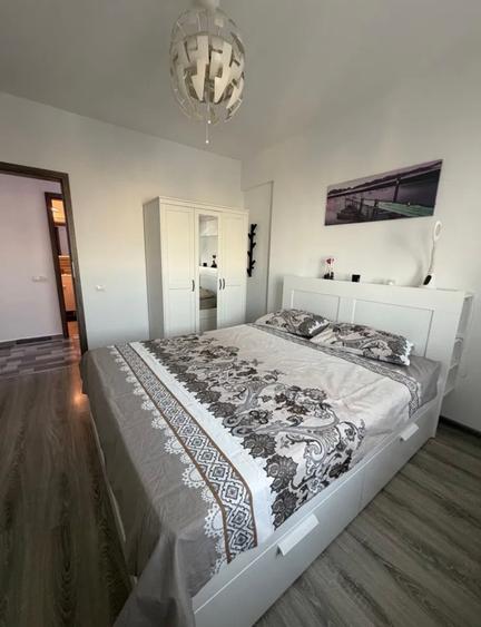 Apartament cu 2 camere decomandat în Păcii