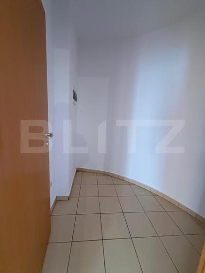 Apartament cu 3 camere decomandat în Avantgarden