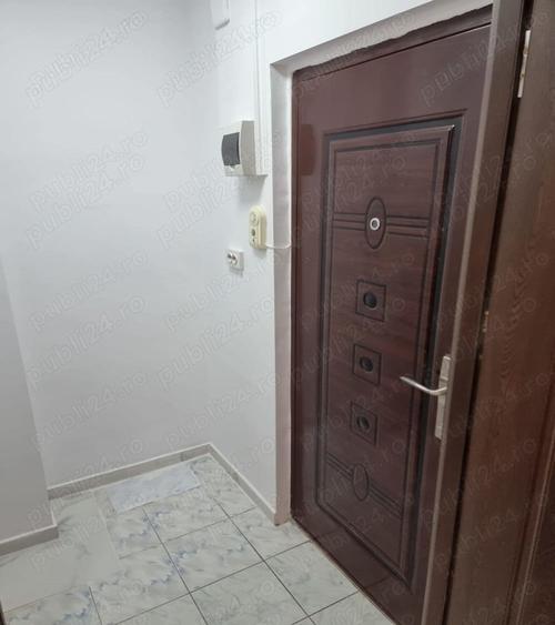 Garsonieră semidecomandată în Badea Cârțan