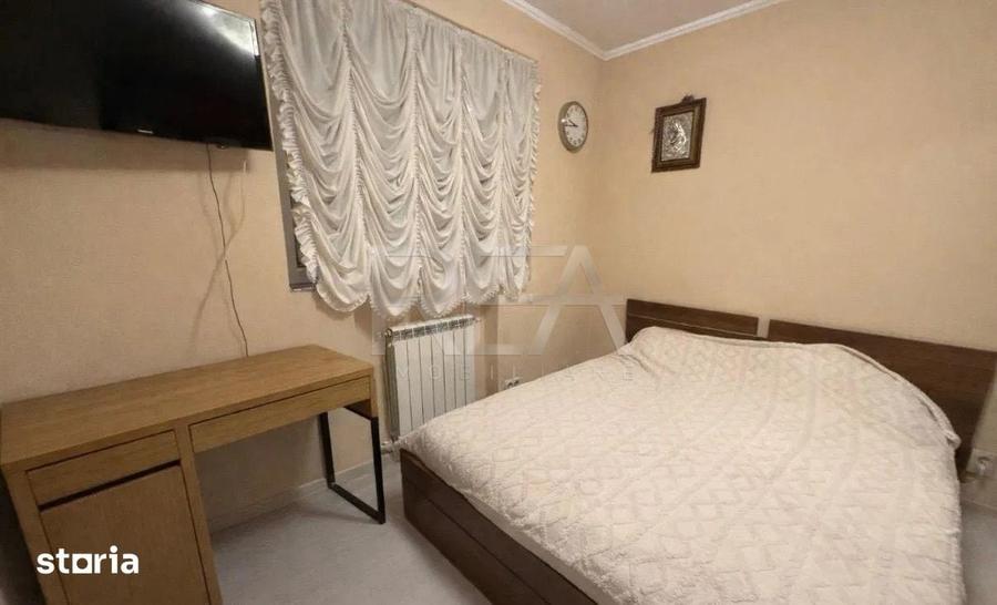 Apartament cu 3 camere semidecomandat în Pajura
