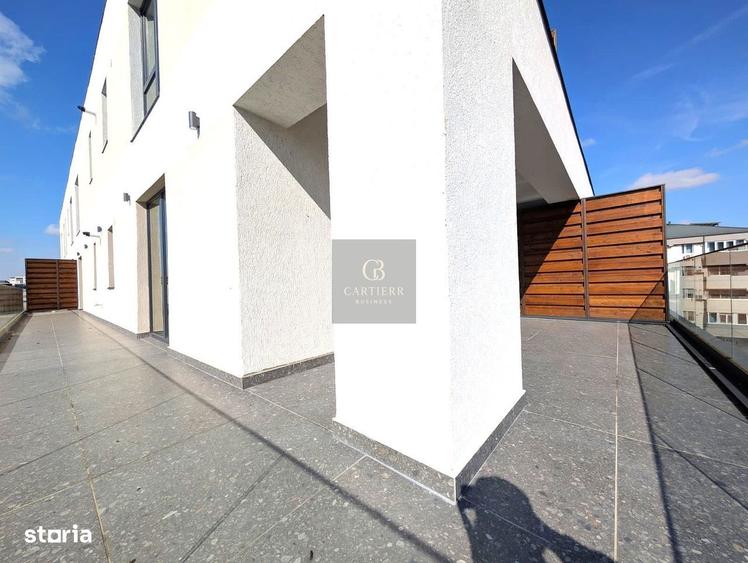 Apartament cu 2 camere decomandat în Ozana