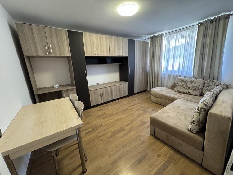 Apartament cu 2 camere decomandat în Dărmănești