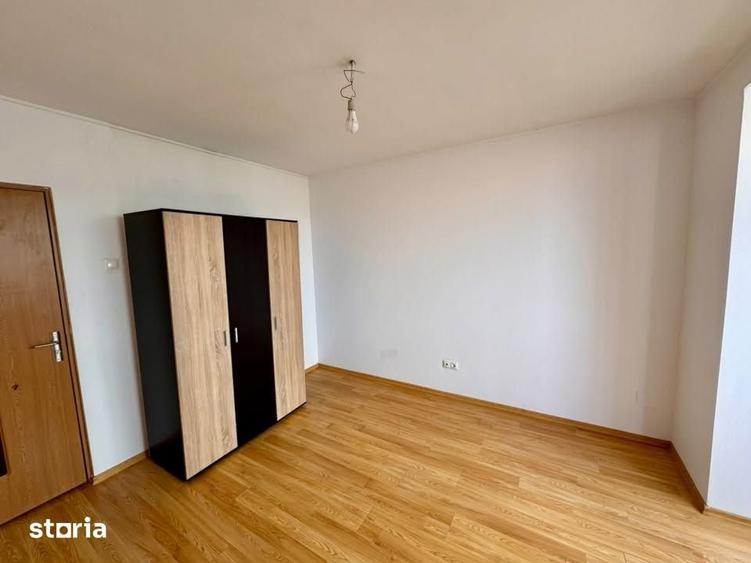 Apartament cu 2 camere semidecomandat în Traian