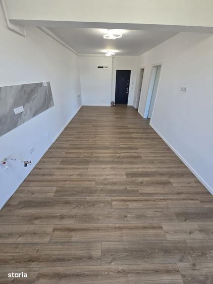 Apartament cu 3 camere decomandat în Baciu