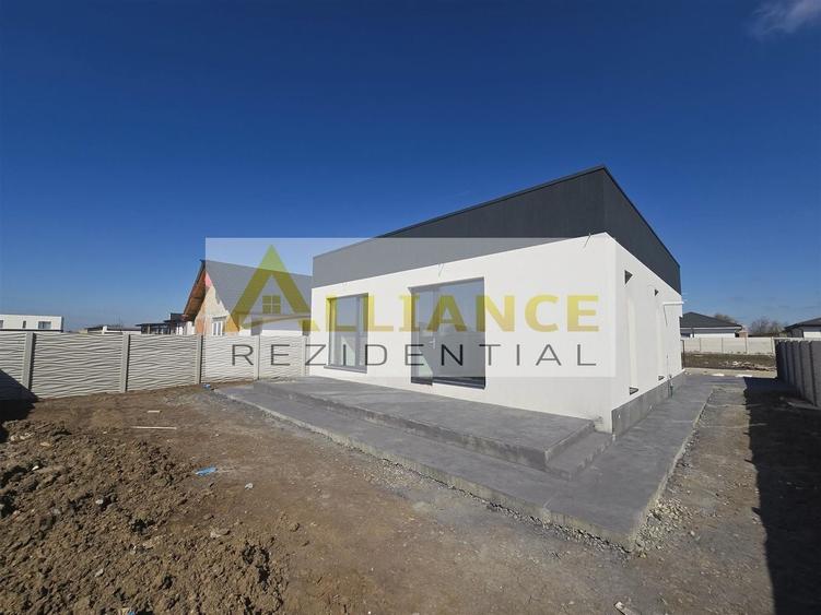Casa individuala- 4 camere- 371mp teren- placa de beton - 16