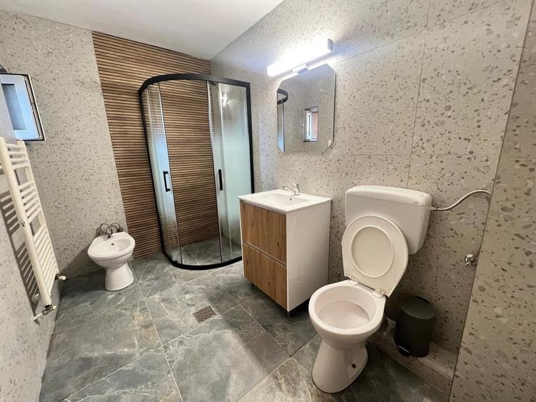Apartament cu 2 camere decomandat, mobilat în Zorilor