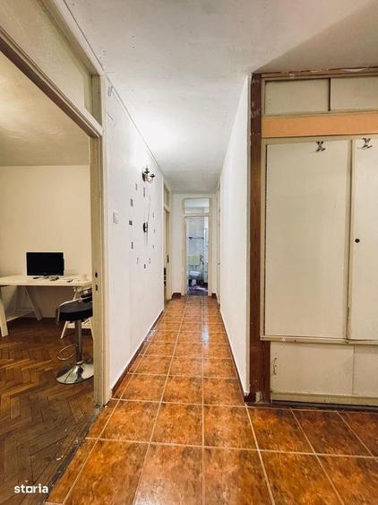 Apartament cu 3 camere decomandat în Circumvalațiunii