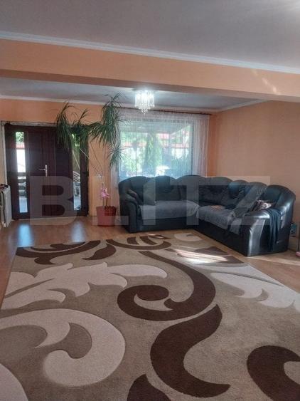 Casă individuală cu 5 camere cu Canalizare în Exterior Est
