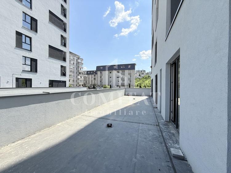 Spațiu comercial, de 124 mp, în Florești