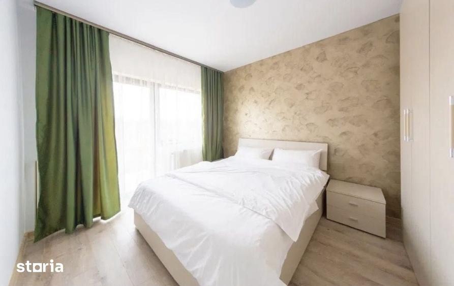 Apartament cu 3 camere decomandat în Tolstoi