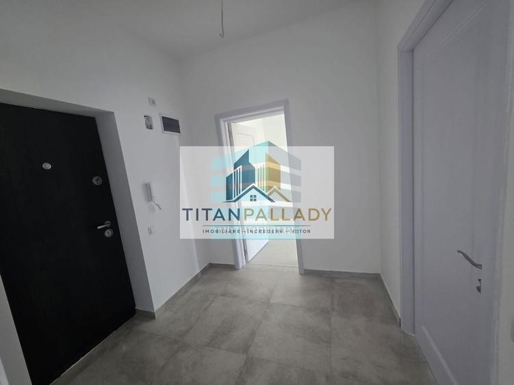Apartament cu 2 camere decomandat în Titan