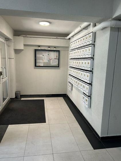 Garsonieră decomandată, mobilată în Titan