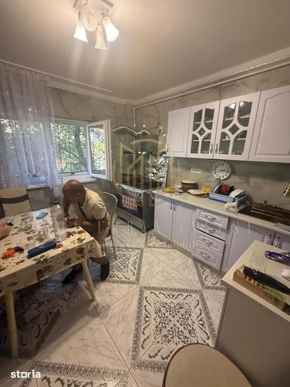 Apartament cu 2 camere decomandat în Colentina