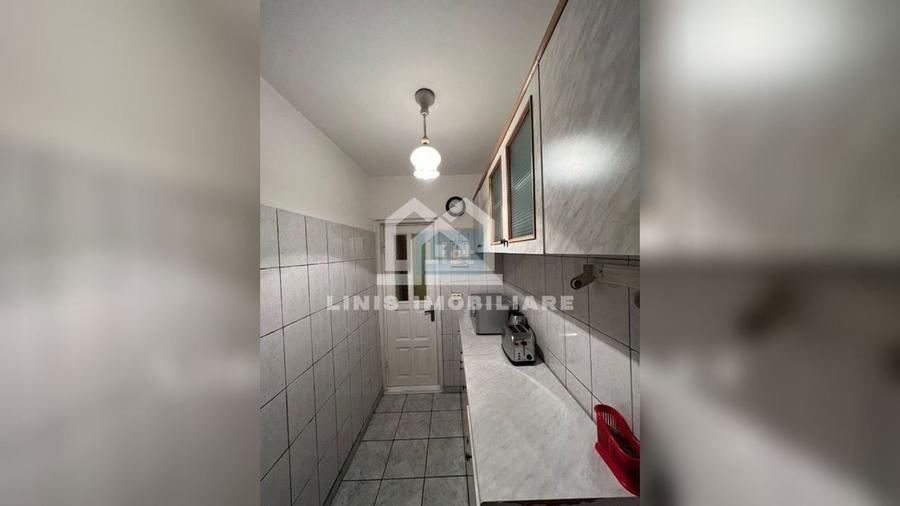 Apartament cu 2 camere nedecomandat, mobilat în Rădăuți