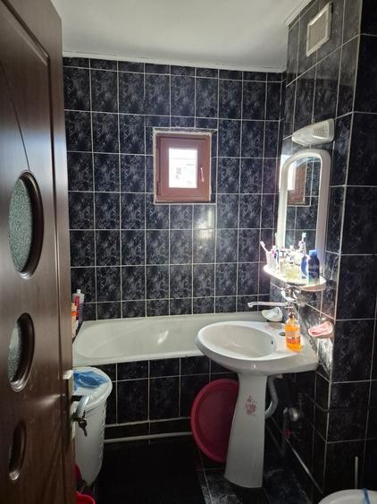 Vand apartament 2 camere - 3