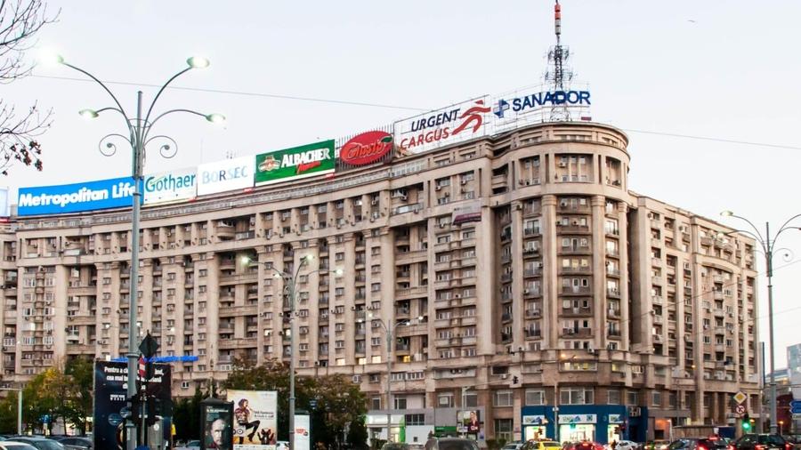 Birou, de 147 mp, în P-ța Victoriei