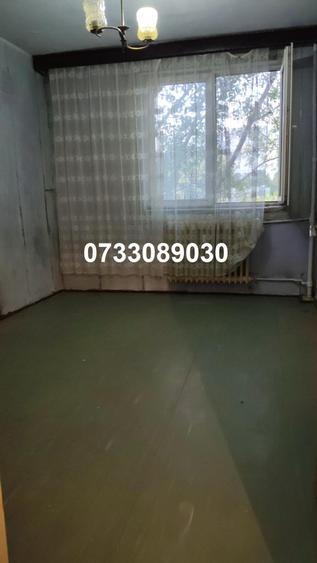 Apartament cu 3 camere semidecomandat în Drumul Taberei