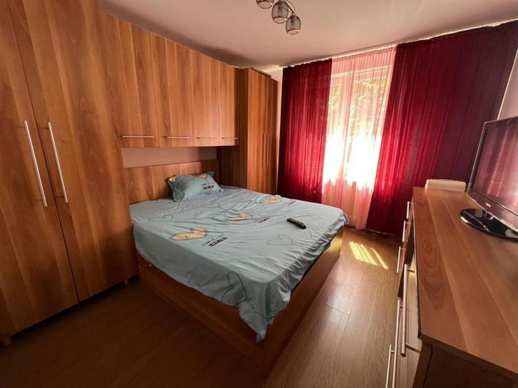 Apartament cu 2 camere decomandat în Exterior Vest