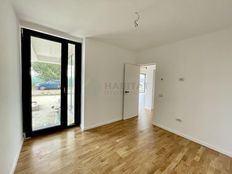 Casă individuală cu 5 camere cu Canalizare în Tunari