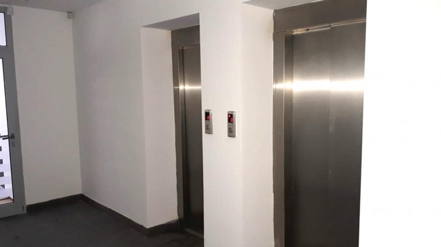 Birou, de 1,907 mp, în Armeneasca