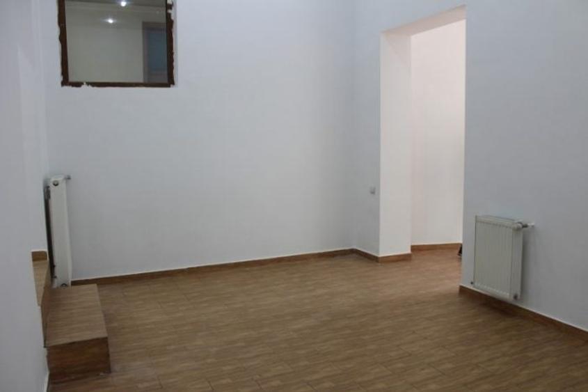 Spațiu comercial, de 70 mp, în P-ța Galați