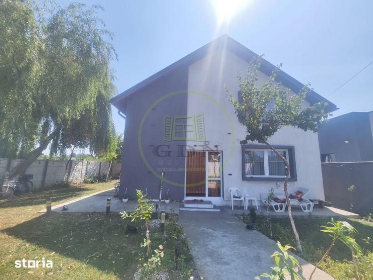 Casă cu 5 camere cu Teren 293 Mp în Central