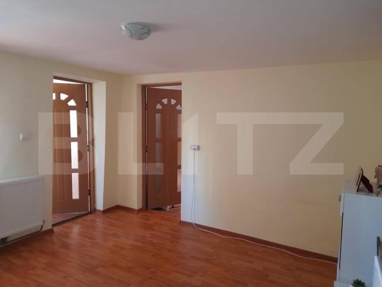Casă individuală cu 2 camere cu Teren 984 Mp în Călărași
