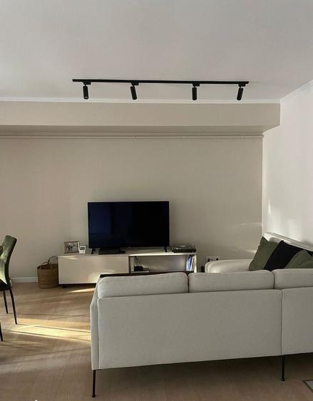 Apartament cu 3 camere, mobilat în Domenii
