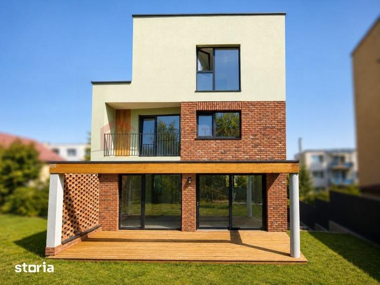 Casă cu 4 camere cu Teren 260 Mp în Gruia