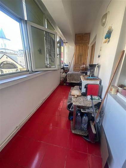 Apartament cu 3 camere decomandat în Dacia