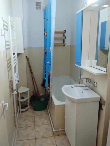 Garsonieră decomandată în Central