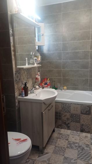 Apartament cu 3 camere, mobilat în Pantelimon