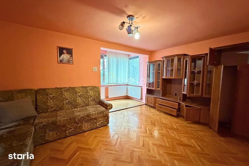 Apartament cu 3 camere decomandat în Dâmbu Pietros