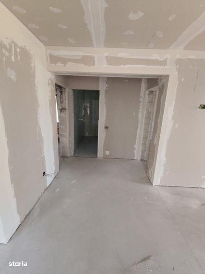 Casă cu 3 camere cu Teren 275 Mp în Central