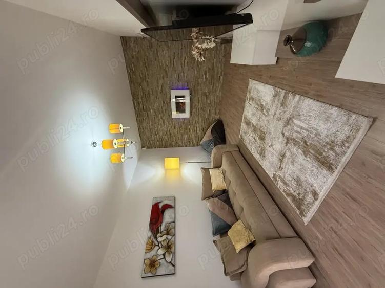 Apartament cu 3 camere decomandat în Fundeni