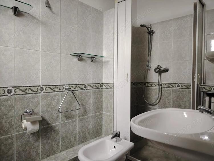Apartament cu 2 camere decomandat în Ultracentral