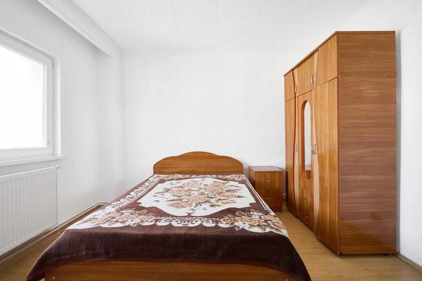 Apartament cu 4 camere decomandat în Găvana