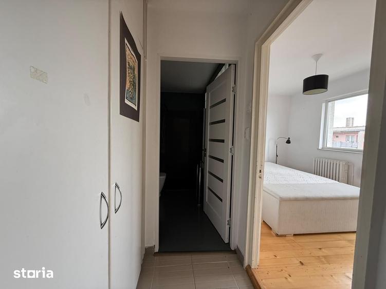 Apartament cu 4 camere decomandat în Grigorescu