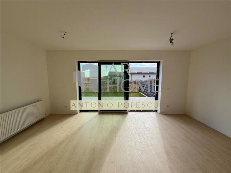 Duplex cu 4 camere cu Canalizare în Strejnicu